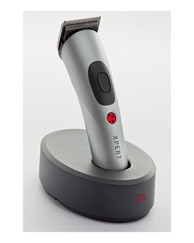 Wella Xpert Haarschneidemaschine Akkubetrieb mit Ladesockel.jpg